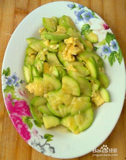 躺着吃白瓜,躺着享受清爽白瓜美味时光